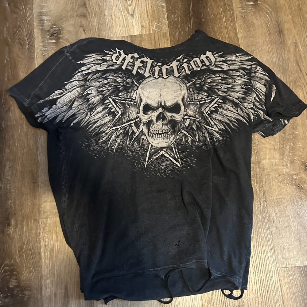 Affliction shirt